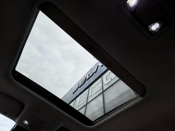 Omoda C5 I с пробегом 2023 года, цена 1 750 000 рублей, 62746 км, внедорожник, Автокод Объявления