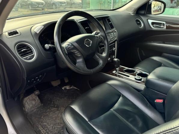 Nissan Pathfinder IV с пробегом 2015 года, цена 1 690 000 рублей, 162500 км, внедорожник, Автокод Объявления