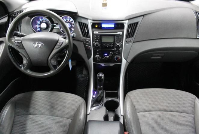 Hyundai Sonata VI (YF) с пробегом 2011 года, цена 1 200 000 рублей, 157108 км, седан, Автокод Объявления