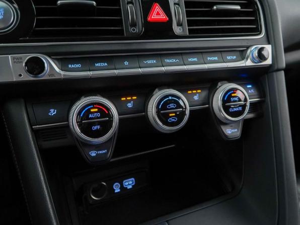 Genesis G70 I с пробегом 2019 года, цена 2 477 999 рублей, 96087 км, седан, Автокод Объявления