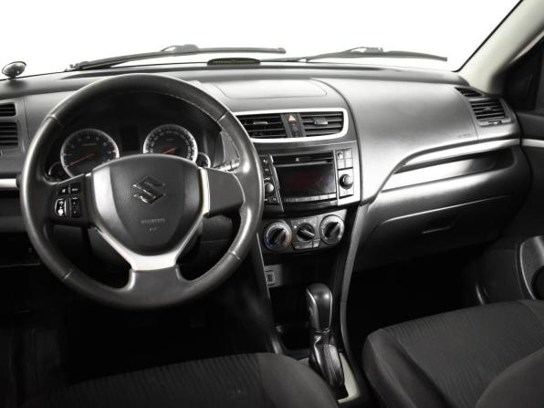 Suzuki Swift IV с пробегом 2011 года, цена 729 900 рублей, 145312 км, хэтчбек, Автокод Объявления