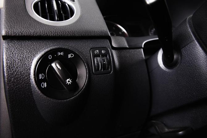 Volkswagen Golf V с пробегом 2012 года, цена 749 000 рублей, 174916 км, универсал, Автокод Объявления