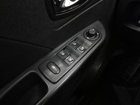 Renault Kaptur I с пробегом 2017 года, цена 1 280 000 рублей, 78942 км, внедорожник, Автокод Объявления