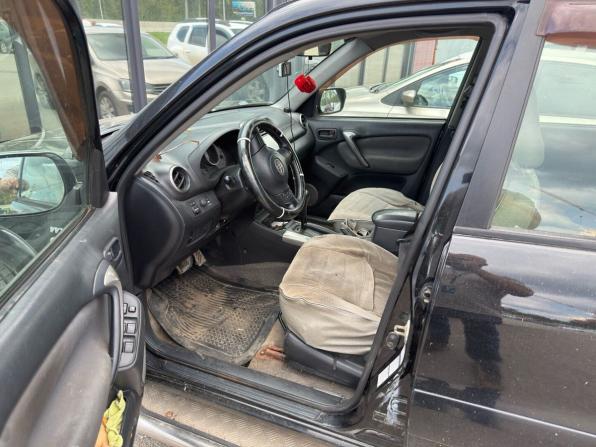 Toyota RAV4 II (XA20) Рестайлинг с пробегом 2005 года, цена 747 000 рублей, 310000 км, внедорожник, Автокод Объявления