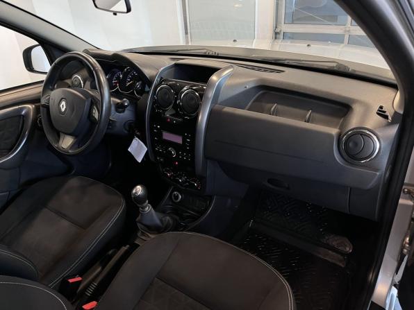 Renault Duster I Рестайлинг с пробегом 2015 года, цена 1 320 000 рублей, 141164 км, внедорожник, Автокод Объявления