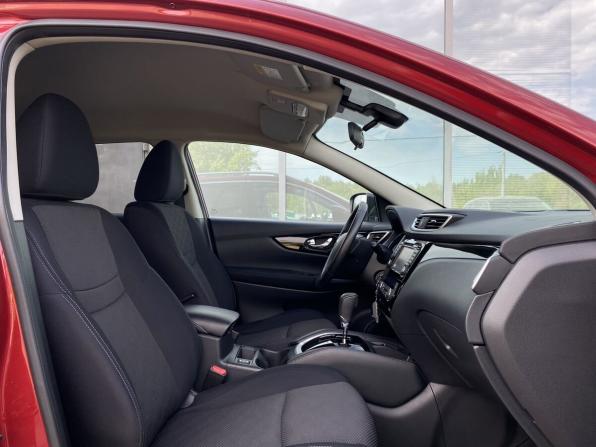 Nissan Qashqai II с пробегом 2018 года, цена 1 899 000 рублей, 80270 км, внедорожник, Автокод Объявления