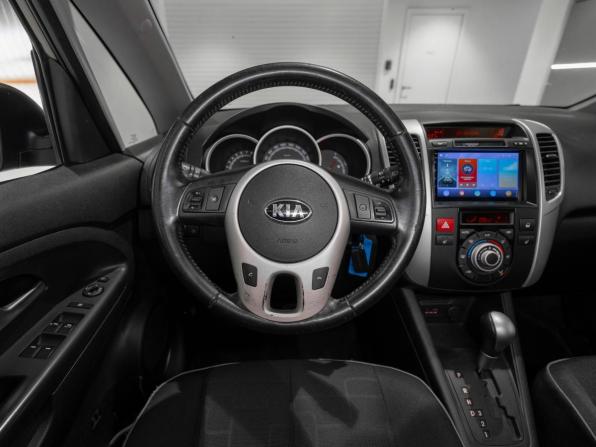 Kia Venga I с пробегом 2014 года, цена 995 000 рублей, 239024 км, минивэн, Автокод Объявления