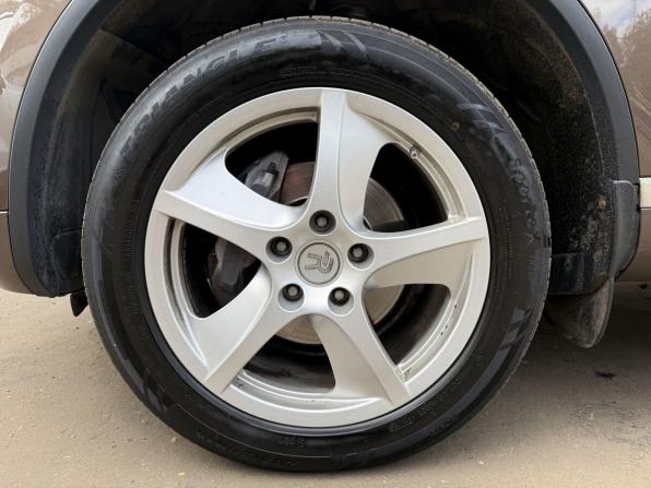 Volkswagen Touareg II с пробегом 2013 года, цена 1 550 000 рублей, 293070 км, внедорожник, Автокод Объявления