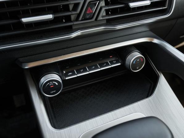 Geely Coolray I с пробегом 2022 года, цена 1 784 000 рублей, 22680 км, внедорожник, Автокод Объявления