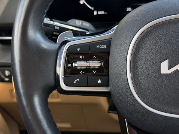 Kia Carnival IV с пробегом 2021 года, цена 3 850 000 рублей, 77165 км, минивэн, Автокод Объявления