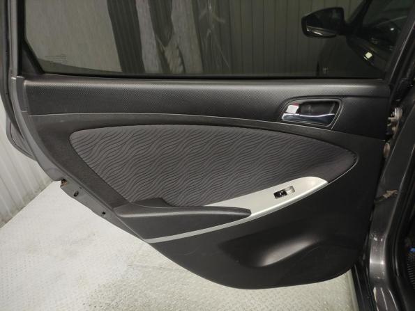 Hyundai Solaris I с пробегом 2013 года, цена 830 000 рублей, 154684 км, седан, Автокод Объявления