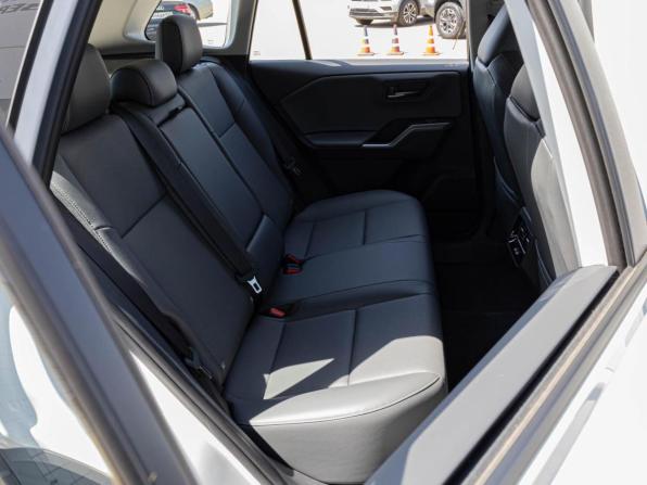 Toyota RAV4 VI (XA60) с пробегом 2026 года, цена 4 300 000 рублей, 56 км, внедорожник, Автокод Объявления