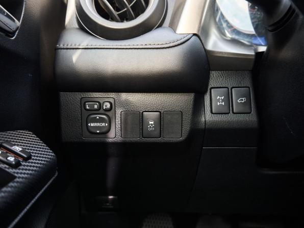 Toyota RAV4 IV (XA40) с пробегом 2013 года, цена 2 255 800 рублей, 178239 км, внедорожник, Автокод Объявления
