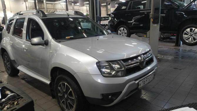 Renault Duster I Рестайлинг с пробегом 2017 года, цена 970 000 рублей, 209800 км, внедорожник, Автокод Объявления