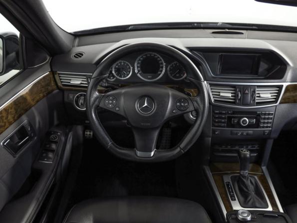 Mercedes-Benz E-Класс IV (W212 S212 C207) с пробегом 2010 года, цена 1 399 000 рублей, 157085 км, седан, Автокод Объявления