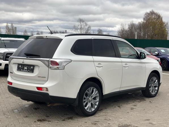 Mitsubishi Outlander III с пробегом 2013 года, цена 1 600 000 рублей, 101010 км, внедорожник, Автокод Объявления