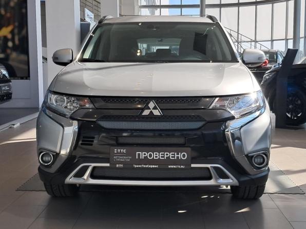 Mitsubishi Outlander III Рестайлинг 3 с пробегом 2021 года, цена 2 627 000 рублей, 97486 км, внедорожник, Автокод Объявления