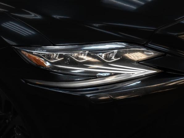 Lexus LS V с пробегом 2018 года, цена 5 300 000 рублей, 268568 км, седан, Автокод Объявления
