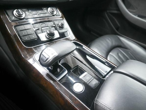 Audi A8 III (D4) Рестайлинг с пробегом 2014 года, цена 2 099 900 рублей, 201111 км, седан, Автокод Объявления