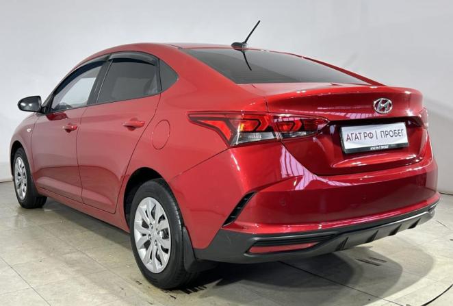 Hyundai Solaris II Рестайлинг с пробегом 2021 года, цена 1 650 000 рублей, 88905 км, седан, Автокод Объявления