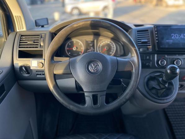 Volkswagen Transporter T5 Рестайлинг с пробегом 2012 года, цена 1 179 000 рублей, 416342 км, минивэн, Автокод Объявления
