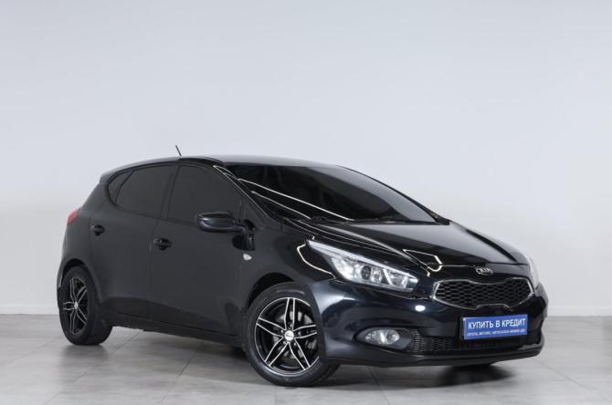 Kia Ceed II с пробегом 2013 года, цена 899 000 рублей, 271000 км, хэтчбек, Автокод Объявления