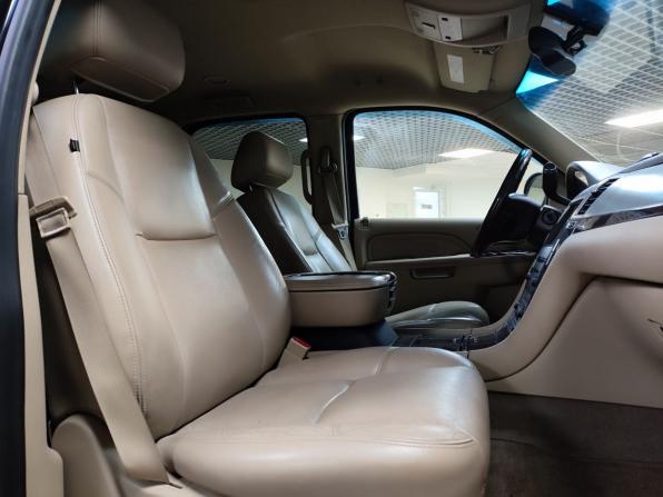 Cadillac Escalade III с пробегом 2013 года, цена 1 729 000 рублей, 290470 км, внедорожник, Автокод Объявления