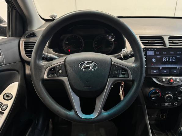 Hyundai Solaris I Рестайлинг с пробегом 2015 года, цена 780 000 рублей, 166716 км, седан, Автокод Объявления
