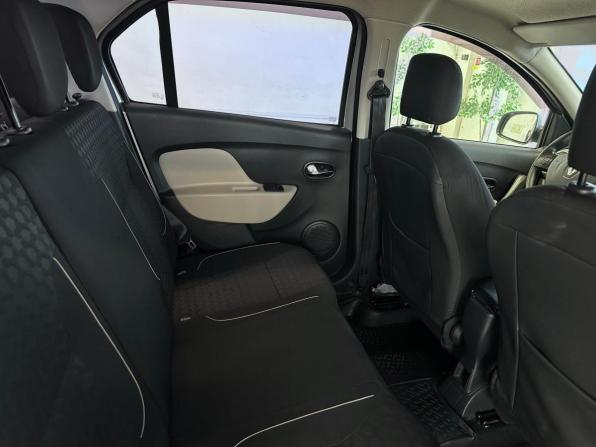 Renault Logan II с пробегом 2014 года, цена 749 000 рублей, 121000 км, седан, Автокод Объявления