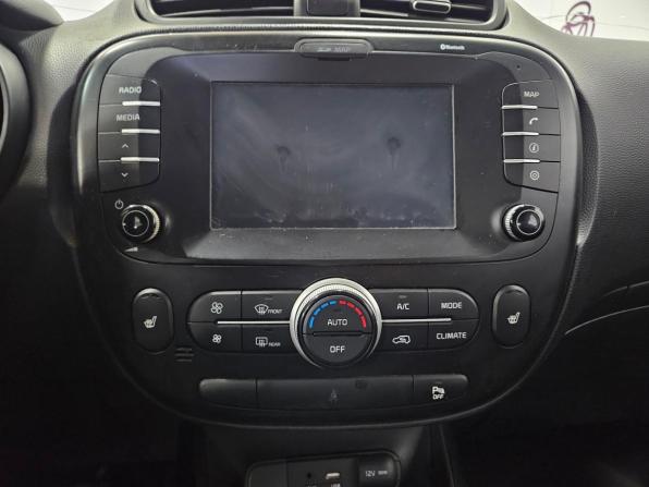 Kia Soul II Рестайлинг с пробегом 2017 года, цена 1 275 000 рублей, 106777 км, хэтчбек, Автокод Объявления
