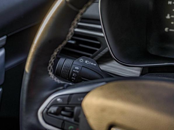 Geely Atlas Pro с пробегом 2023 года, цена 1 889 000 рублей, 98752 км, внедорожник, Автокод Объявления