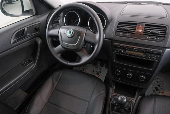 Skoda Yeti I с пробегом 2011 года, цена 1 209 000 рублей, 71354 км, внедорожник, Автокод Объявления