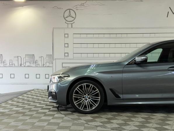 BMW 5 серии VII (G30/G31/G38) с пробегом 2019 года, цена 4 190 000 рублей, 152411 км, седан, Автокод Объявления