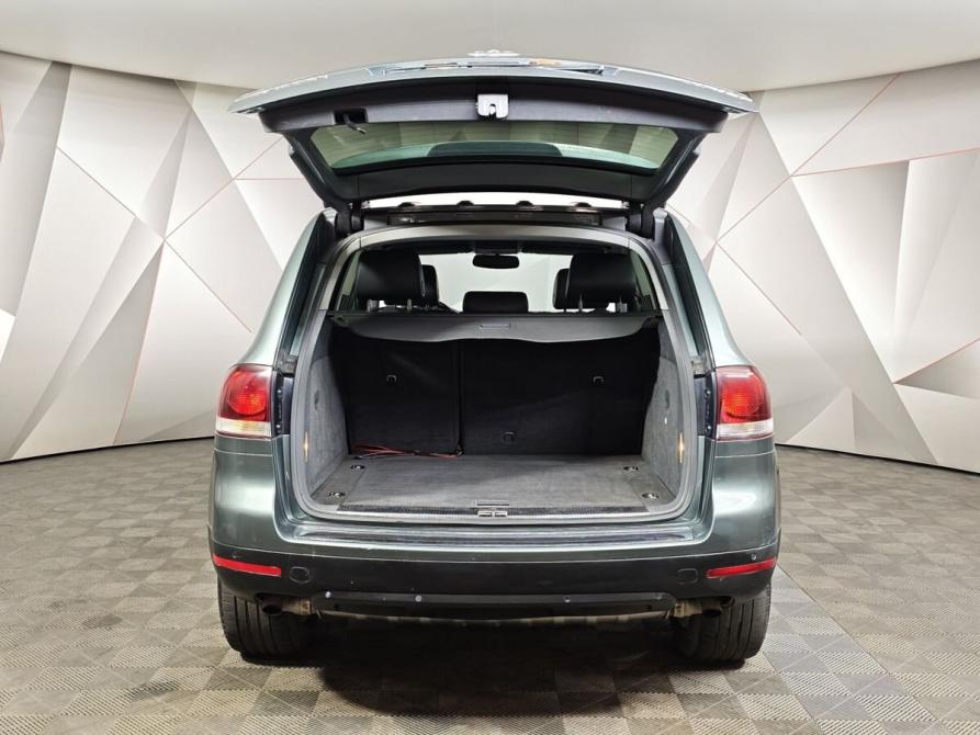 Volkswagen Touareg I Рестайлинг Москва  - изображение 11