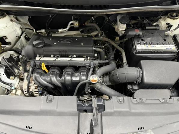 Hyundai Solaris I Рестайлинг с пробегом 2015 года, цена 887 250 рублей, 129445 км, седан, Автокод Объявления