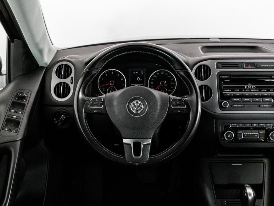 Volkswagen Tiguan I Рестайлинг Санкт-Петербург  - изображение 13