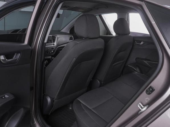 Hyundai Solaris II с пробегом 2018 года, цена 1 419 000 рублей, 143860 км, седан, Автокод Объявления