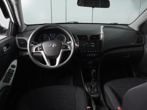 Hyundai Solaris I Рестайлинг с пробегом 2015 года, цена 1 130 000 рублей, 81054 км, седан, Автокод Объявления