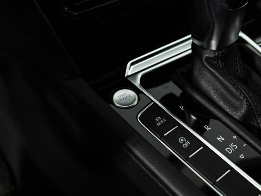 Volkswagen Arteon I Рестайлинг Санкт-Петербург  - изображение 25