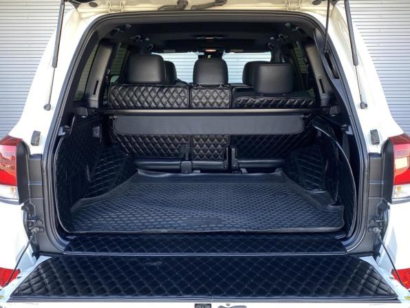 Toyota Land Cruiser 200 Series Рестайлинг 2 с пробегом 2018 года, цена 7 549 000 рублей, 228077 км, внедорожник, Автокод Объявления