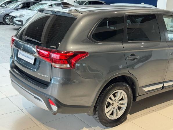 Mitsubishi Outlander III Рестайлинг 3 с пробегом 2019 года, цена 1 770 000 рублей, 180596 км, внедорожник, Автокод Объявления