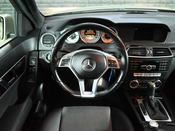 Mercedes-Benz C-Класс III (W204) Рестайлинг с пробегом 2012 года, цена 1 750 000 рублей, 146122 км, седан, Автокод Объявления