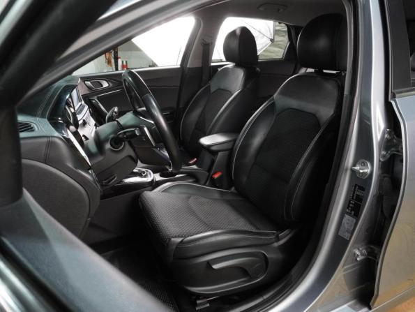 Kia Ceed III с пробегом 2019 года, цена 1 599 000 рублей, 124102 км, хэтчбек, Автокод Объявления