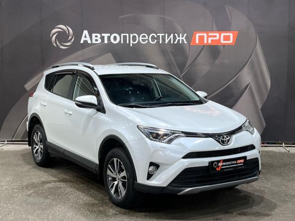 Toyota RAV4 IV (XA40) Рестайлинг с пробегом 2019 года, цена 2 850 000 рублей, 117000 км, внедорожник, Автокод Объявления