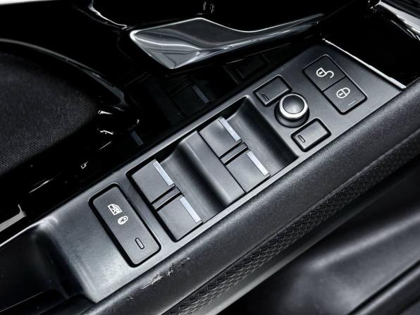 Land Rover Range Rover Evoque II с пробегом 2019 года, цена 2 999 000 рублей, 140095 км, внедорожник, Автокод Объявления
