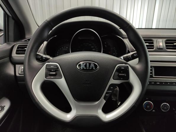 Kia Rio III Рестайлинг с пробегом 2017 года, цена 1 129 000 рублей, 115084 км, седан, Автокод Объявления