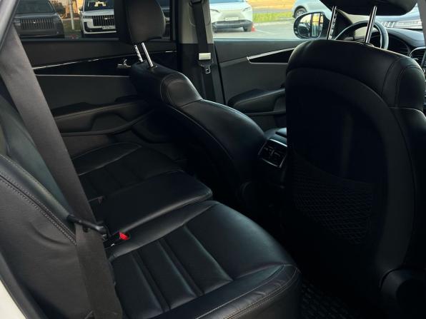 Kia Sorento III Prime Рестайлинг с пробегом 2018 года, цена 2 997 000 рублей, 63514 км, внедорожник, Автокод Объявления