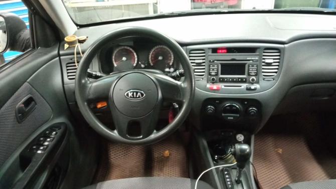 Kia Rio II Рестайлинг с пробегом 2010 года, цена 420 000 рублей, 256406 км, хэтчбек, Автокод Объявления