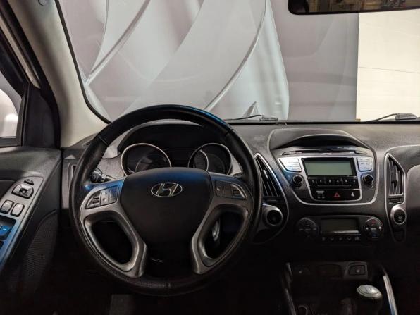 Hyundai ix35 I с пробегом 2012 года, цена 970 000 рублей, 205287 км, внедорожник, Автокод Объявления