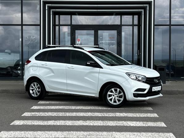 Lada (ВАЗ) XRAY I с пробегом 2017 года, цена 698 000 рублей, 160000 км, хэтчбек, Автокод Объявления